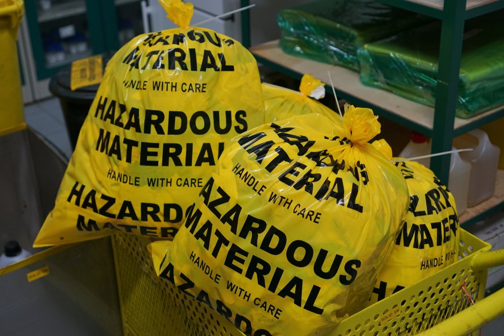 solid-and-hazardous-waste-disposal-6915